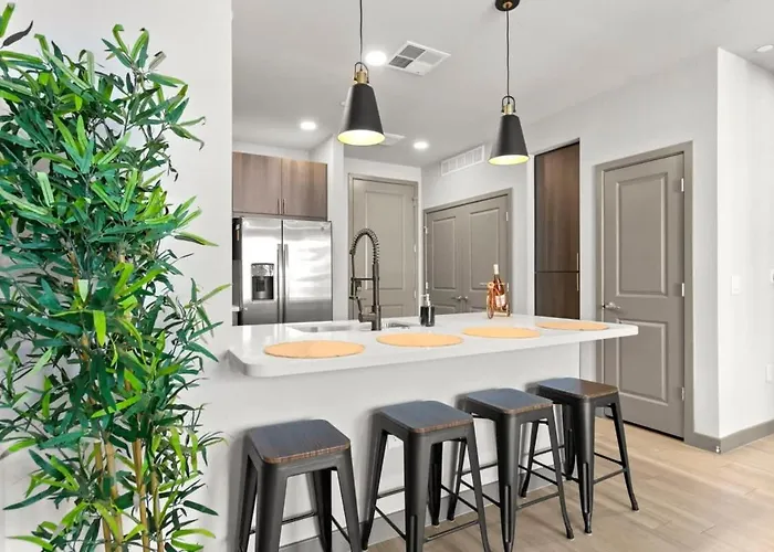 Cozysuites Phx Roro Gym Pool Pets Parking #5 * Phoenix