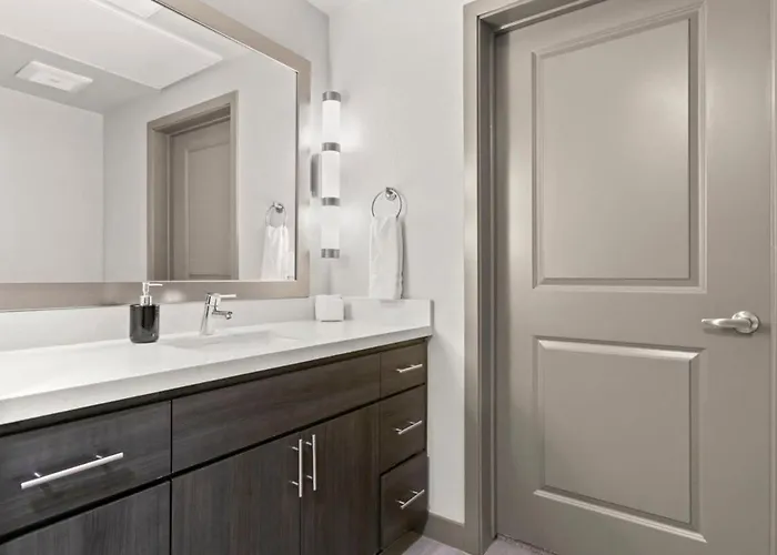 Cozysuites Phx Roro Gym Pool Pets Parking #5 *