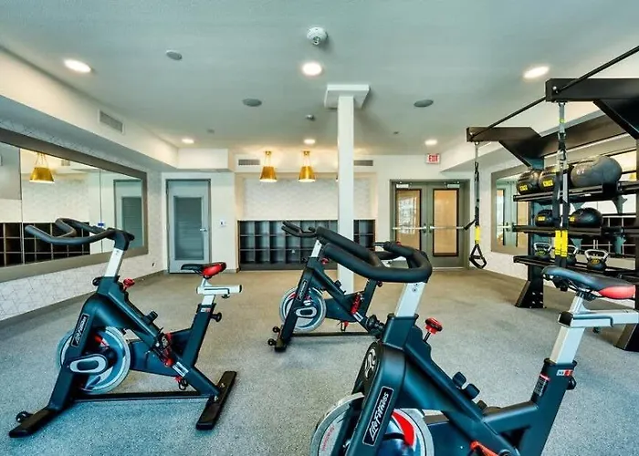 Cozysuites Phx Roro Gym Pool Pets Parking #5 Apartment